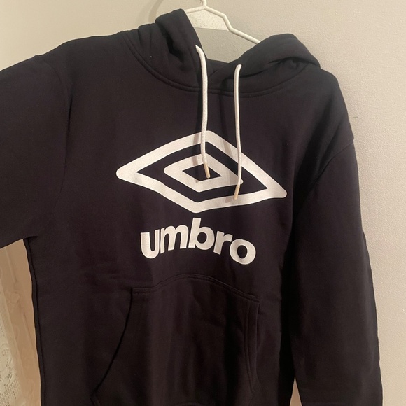 Umbro original black hoodie - Picture 2 of 4